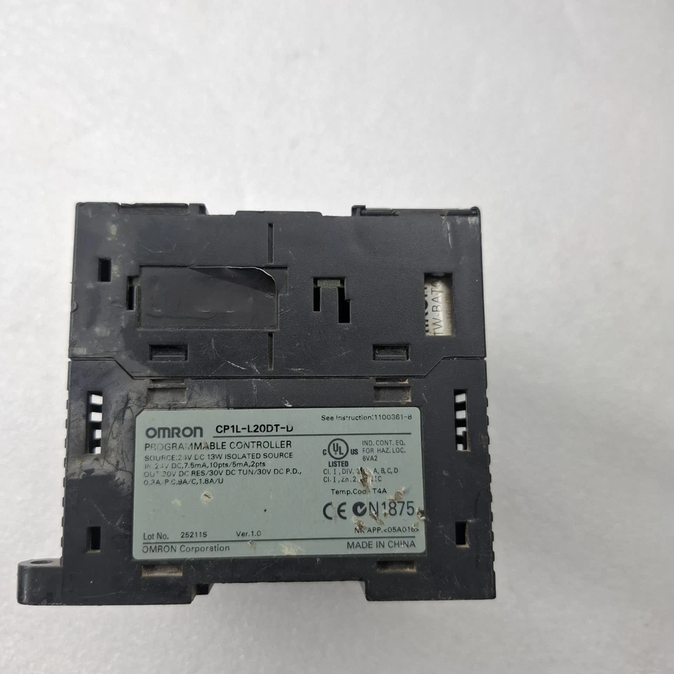 OMRON CP1L-L20DT-D PROGRAMMABLE CONTROLLER CP1L-L20T-D FREE SHIP WORLDWIDE